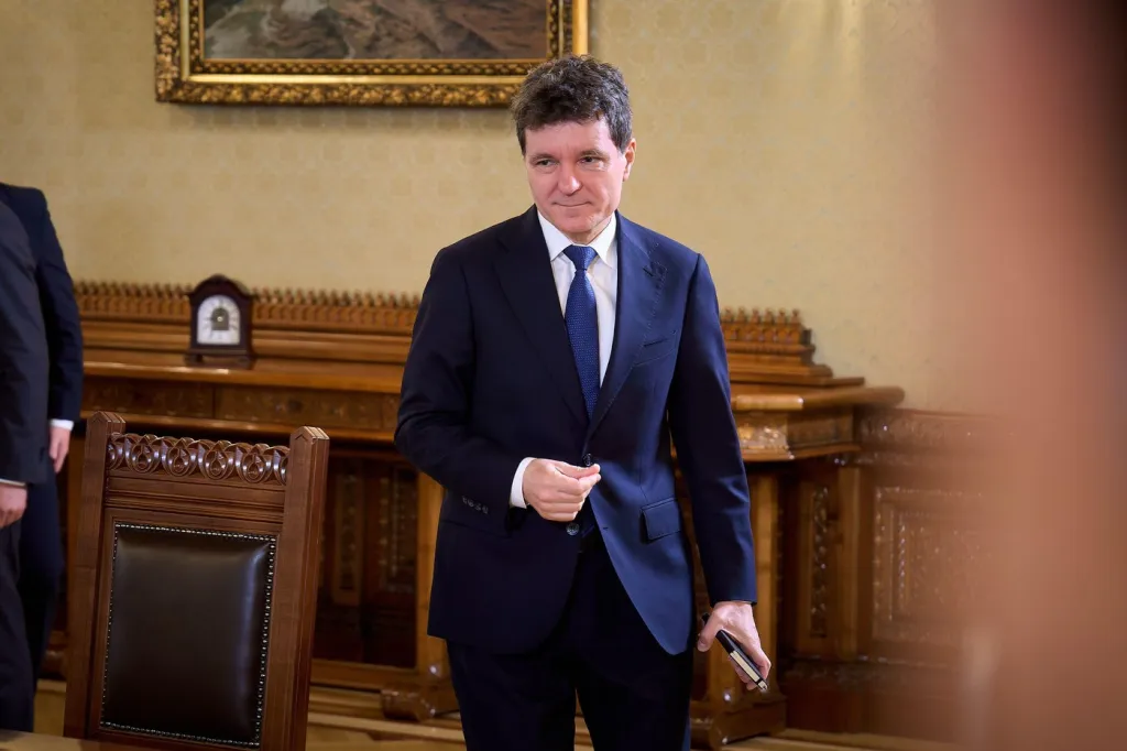 Negocieri în impas la Cotroceni: Nominalizarea premierului se amână, în timp ce Eugen Tomac devine varianta de compromis agreată de PSD
